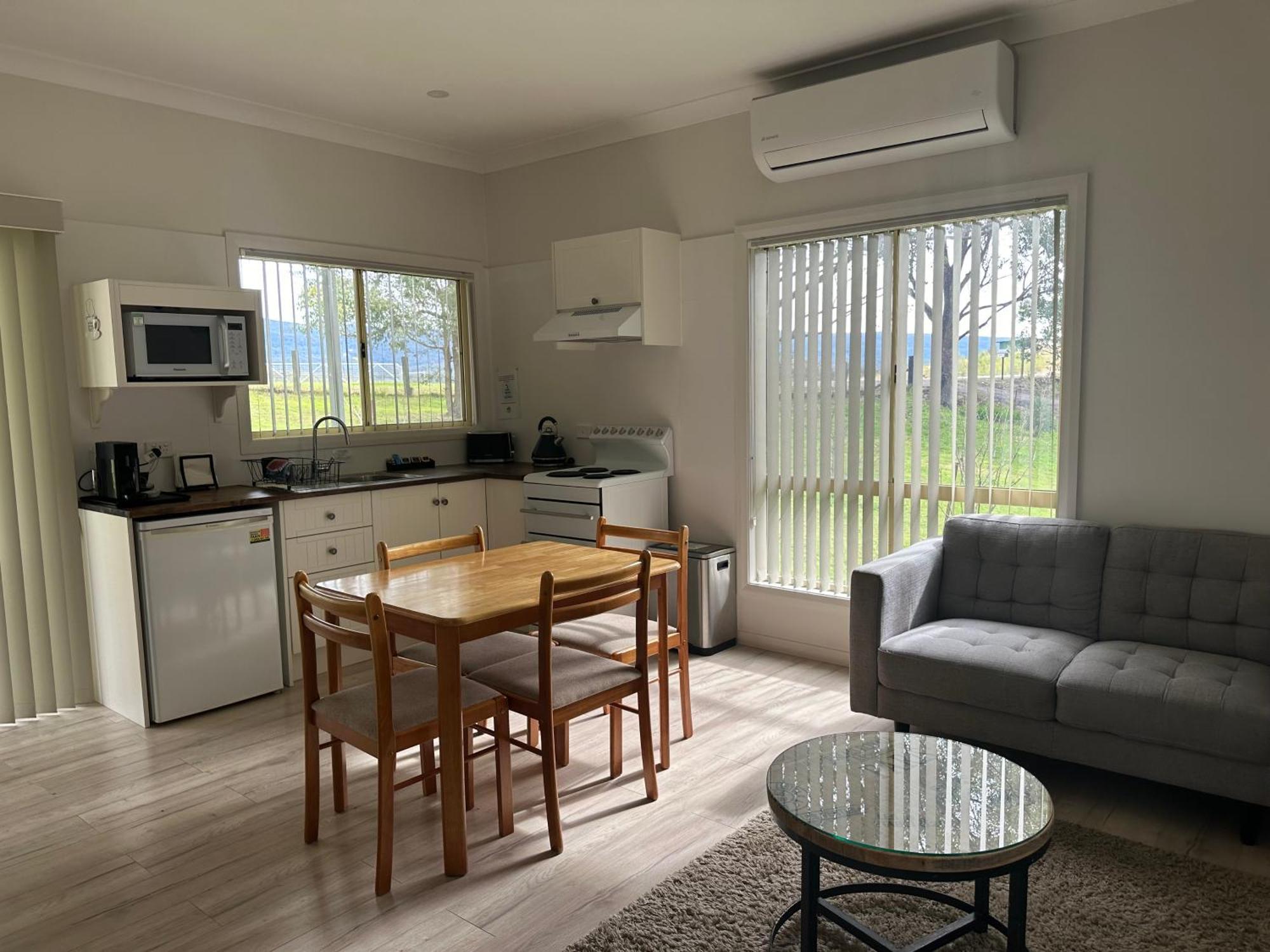 Blueberry Hills On Comleroy Farmstay - Self-Contained Cottages Kurrajong Bagian luar foto